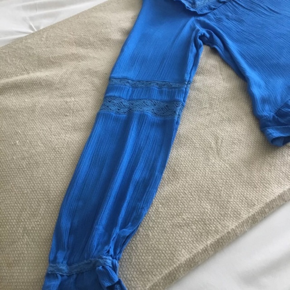 Blouse - Picture 2 of 5
